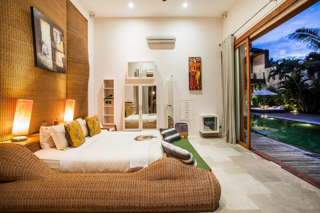 Eko Villa Seminyak - Tropical Villa, Walk To Beach Exterior foto